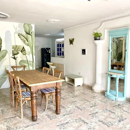 Exceptional Location Near Getsemani With 5 Bedrooms